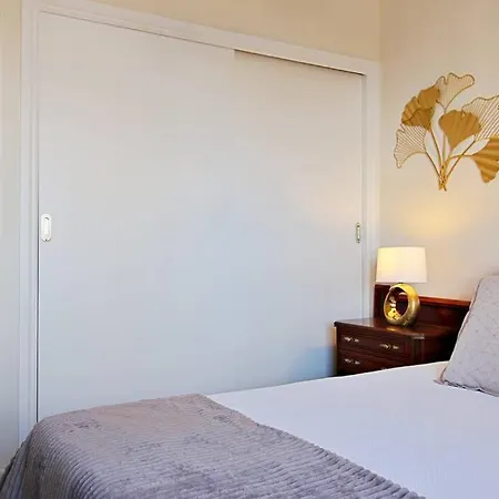 Sunny Tarajales Membrillosuites Collection Daire