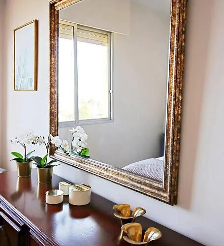 Sunny Tarajales Membrillosuites Collection Apartment