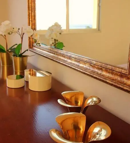 Apartment Sunny Tarajales Membrillosuites Collection