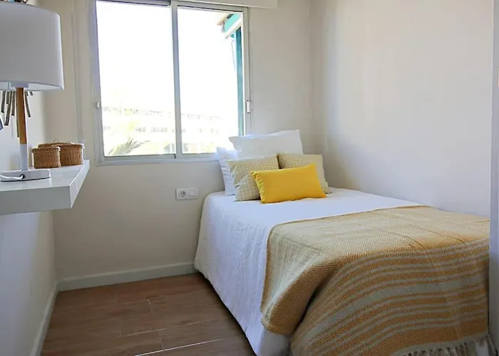 Apartment Sunny Tarajales Membrillosuites Collection *
