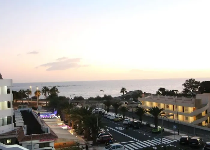 Sunny Tarajales Membrillosuites Collection Los Cristianos (Tenerife)