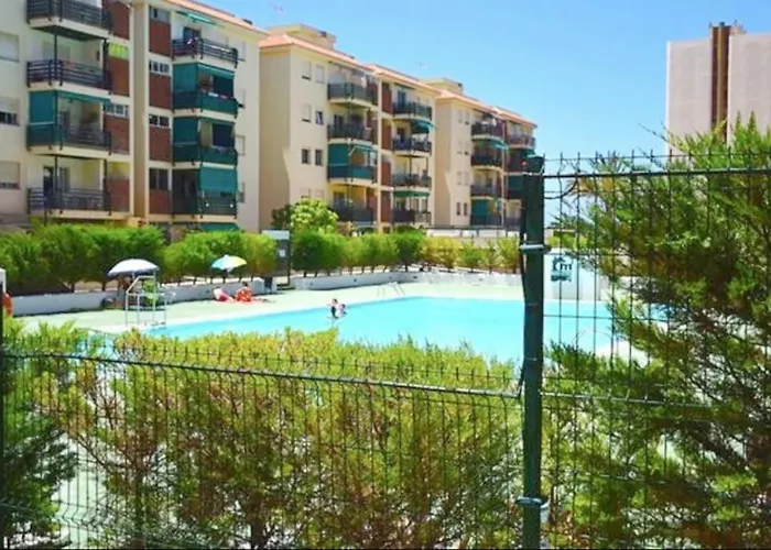 Sunny Tarajales Membrillosuites Collection Apartment *
