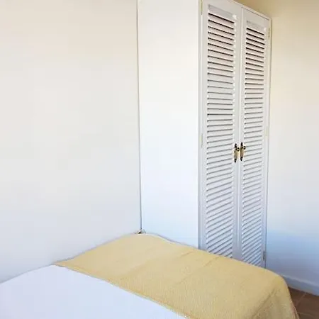 Appartement Soleado Y Flamante En Cristianos De Membrillosuites
