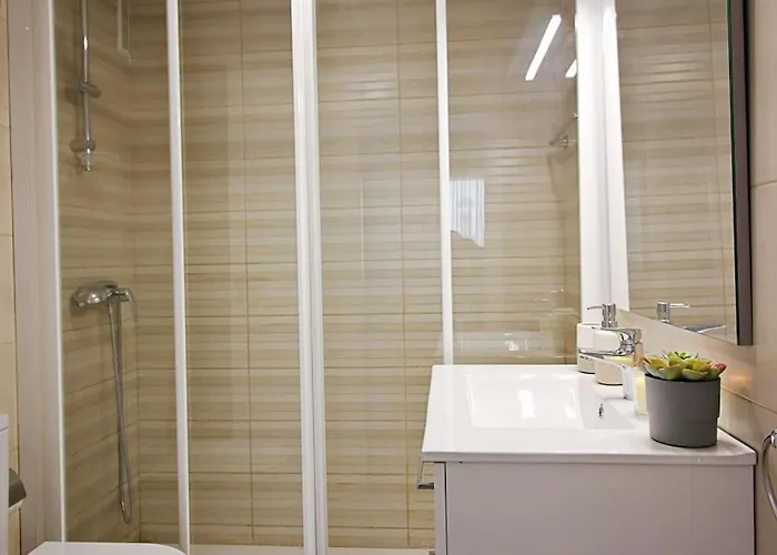 Sunny Tarajales Membrillosuites Collection דירה לוס כריסטיאנוס